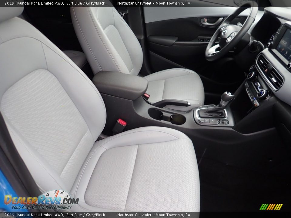 Front Seat of 2019 Hyundai Kona Limited AWD Photo #15