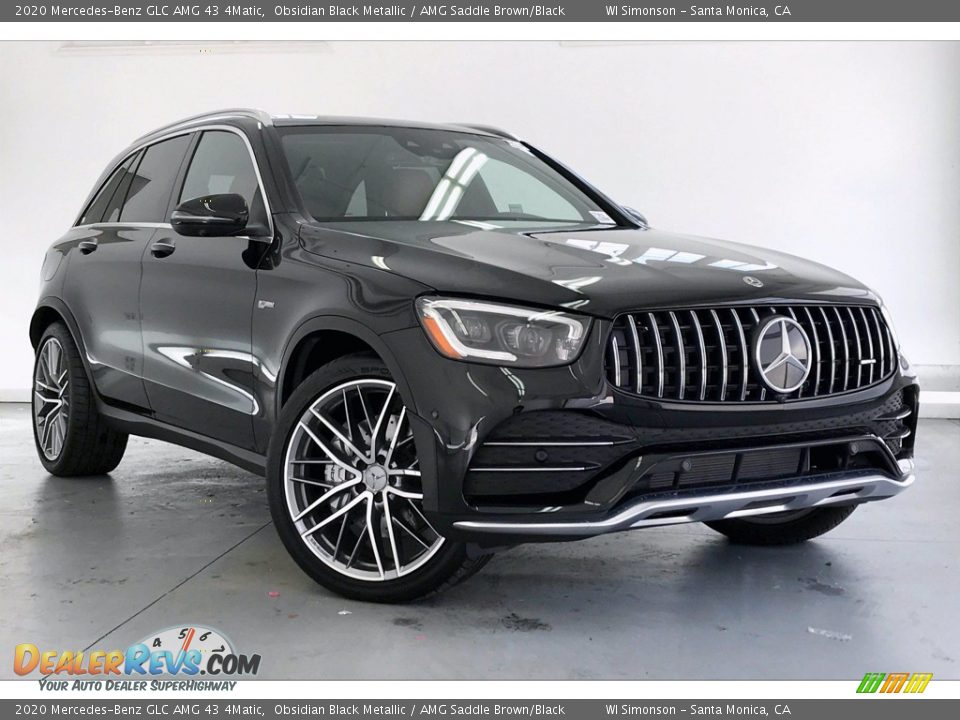 Front 3/4 View of 2020 Mercedes-Benz GLC AMG 43 4Matic Photo #12