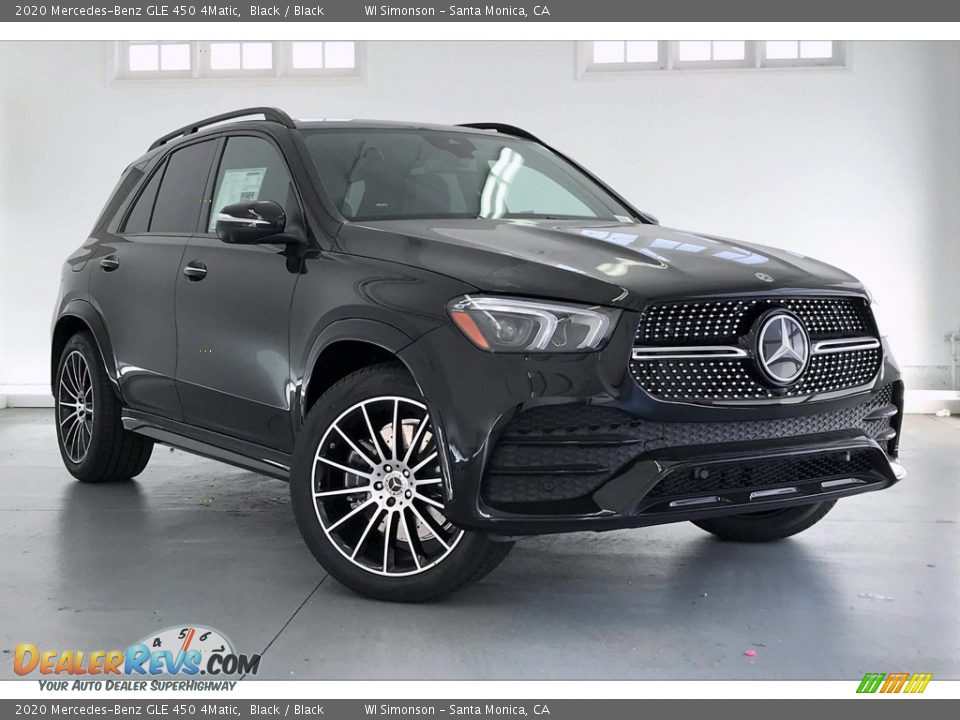 Front 3/4 View of 2020 Mercedes-Benz GLE 450 4Matic Photo #12