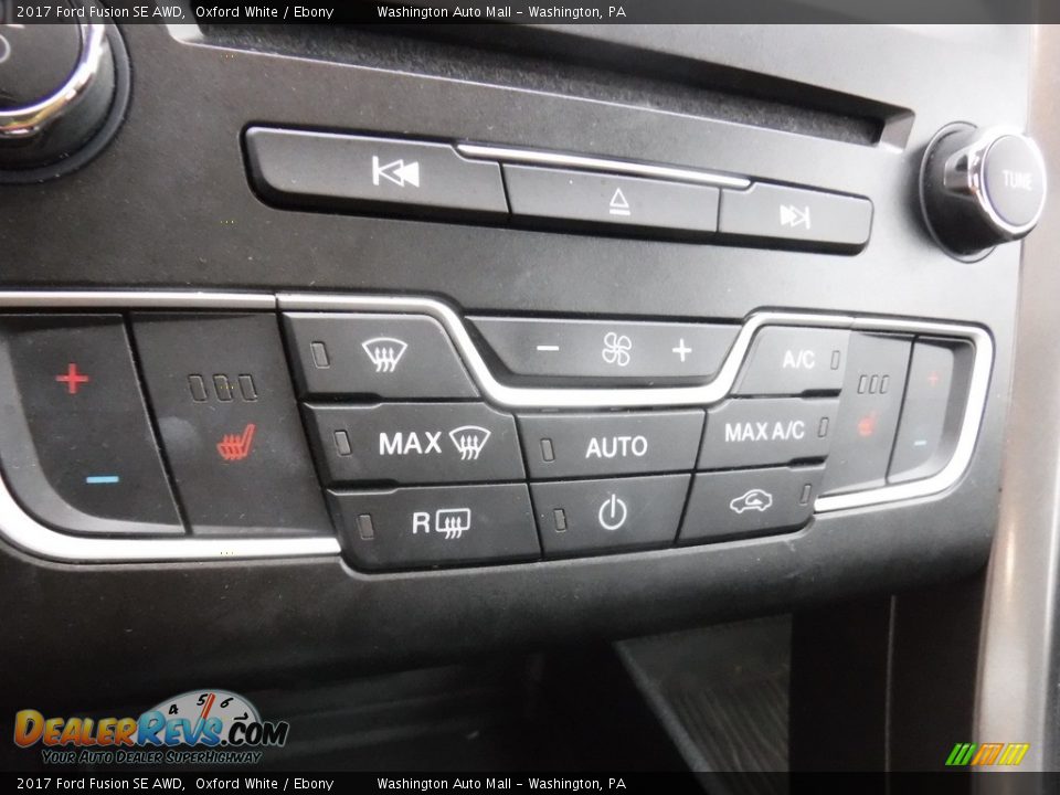 2017 Ford Fusion SE AWD Oxford White / Ebony Photo #6