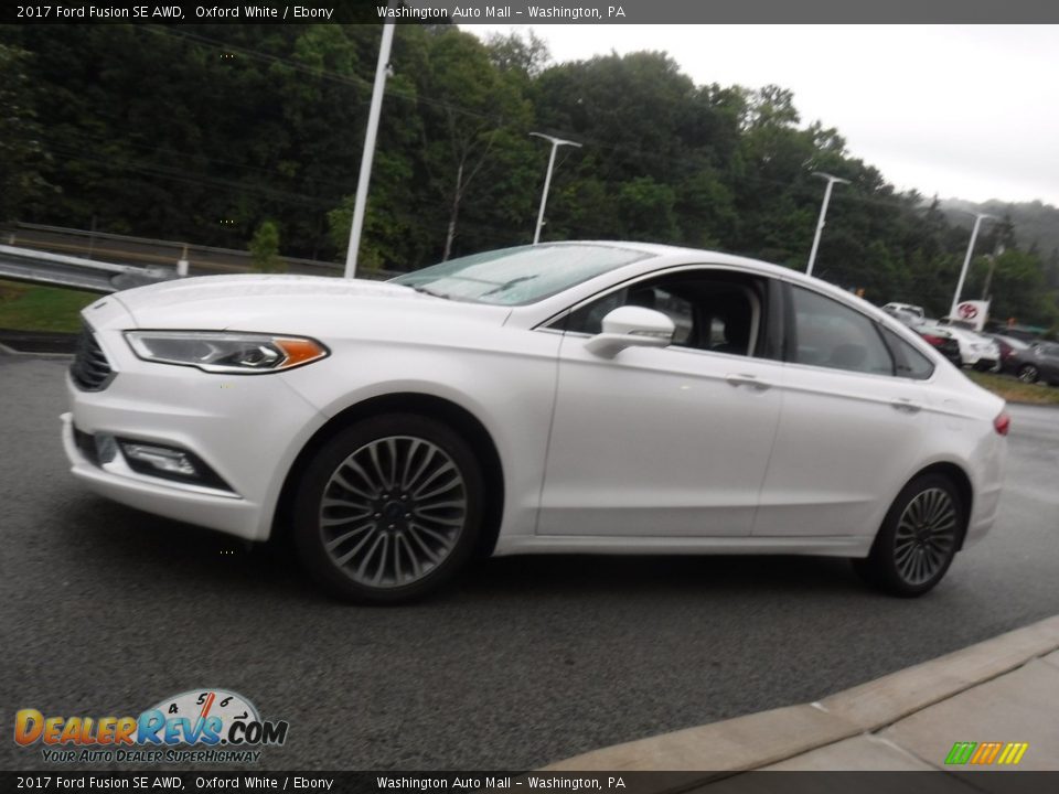 2017 Ford Fusion SE AWD Oxford White / Ebony Photo #12