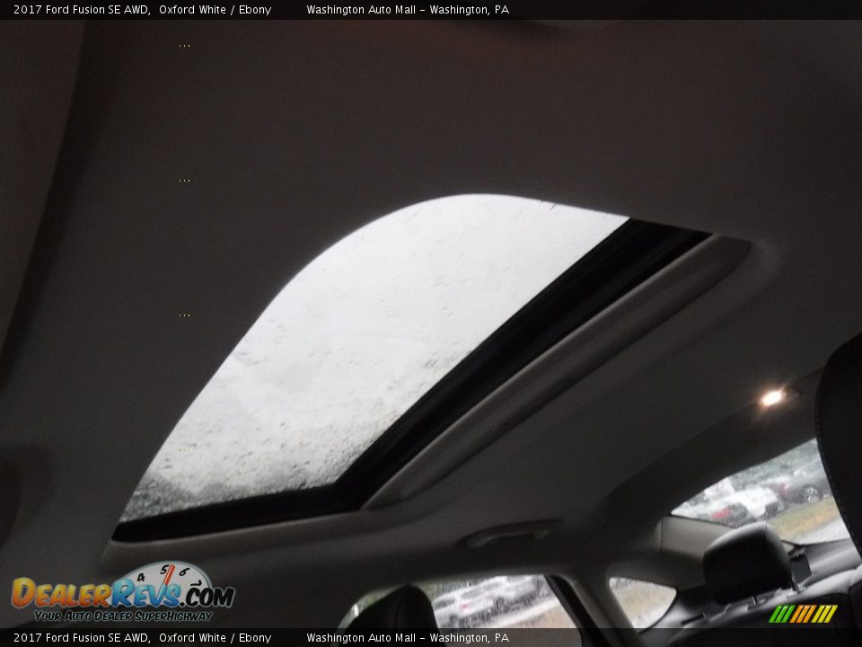 2017 Ford Fusion SE AWD Oxford White / Ebony Photo #17