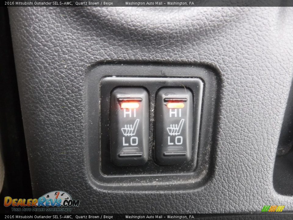 Controls of 2016 Mitsubishi Outlander SEL S-AWC Photo #20