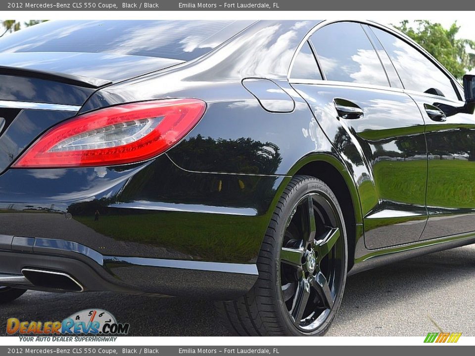 2012 Mercedes-Benz CLS 550 Coupe Black / Black Photo #8