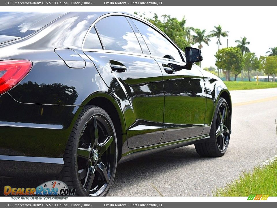 2012 Mercedes-Benz CLS 550 Coupe Black / Black Photo #9