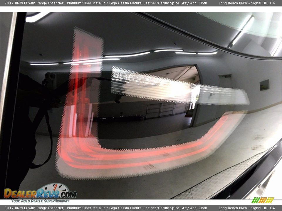 2017 BMW i3 with Range Extender Platinum Silver Metallic / Giga Cassia Natural Leather/Carum Spice Grey Wool Cloth Photo #26