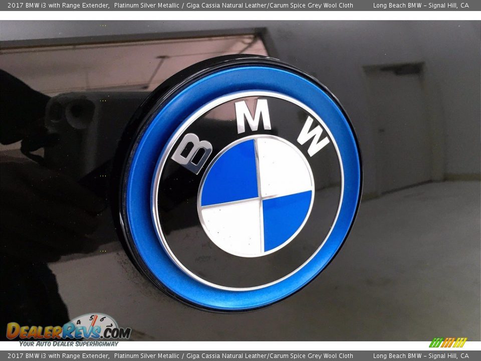 2017 BMW i3 with Range Extender Platinum Silver Metallic / Giga Cassia Natural Leather/Carum Spice Grey Wool Cloth Photo #32