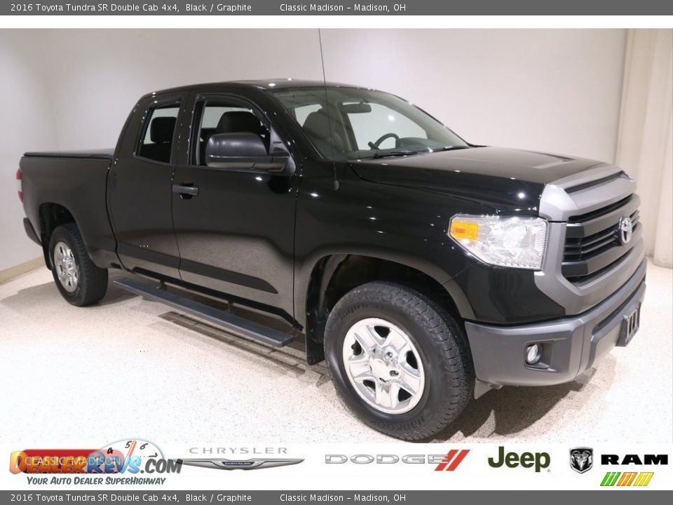 2016 Toyota Tundra SR Double Cab 4x4 Black / Graphite Photo #1