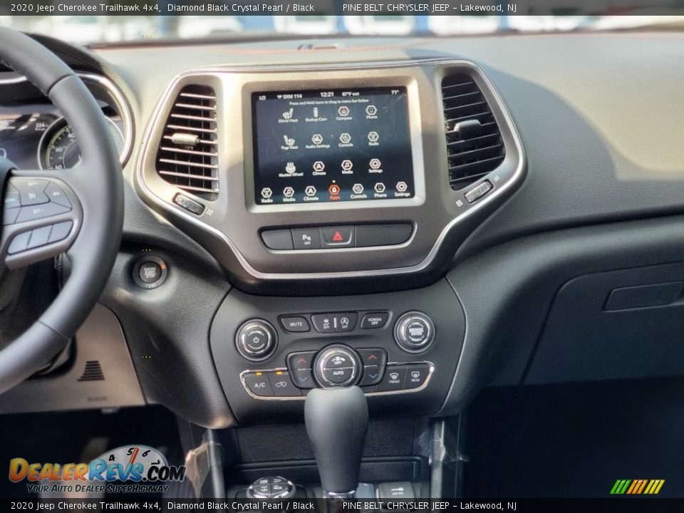 2020 Jeep Cherokee Trailhawk 4x4 Diamond Black Crystal Pearl / Black Photo #10