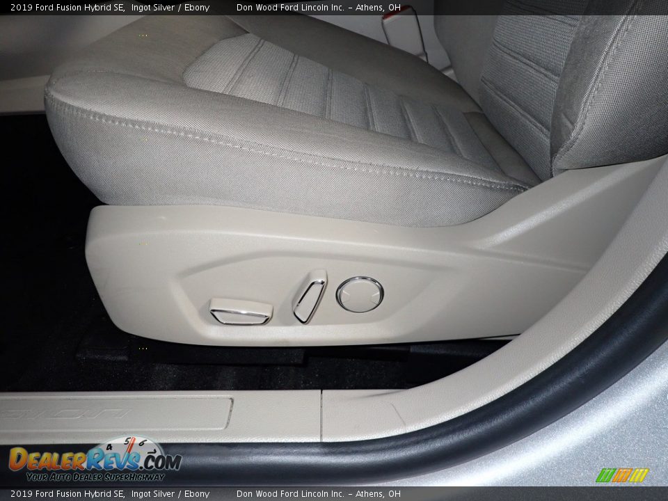 2019 Ford Fusion Hybrid SE Ingot Silver / Ebony Photo #17
