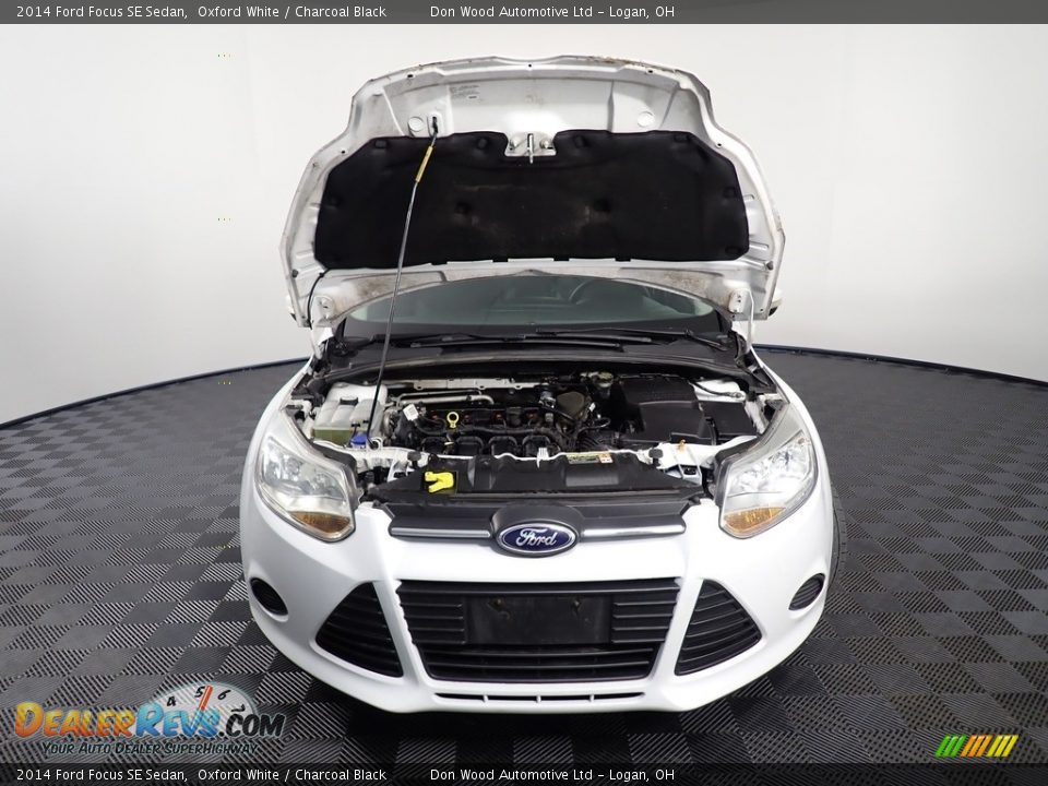 2014 Ford Focus SE Sedan Oxford White / Charcoal Black Photo #6