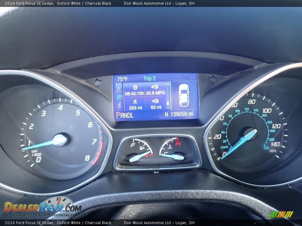 2014 Ford Focus SE Sedan Oxford White / Charcoal Black Photo #21