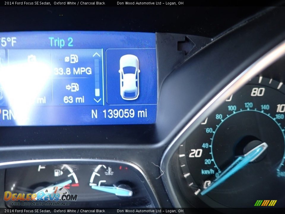 2014 Ford Focus SE Sedan Oxford White / Charcoal Black Photo #22