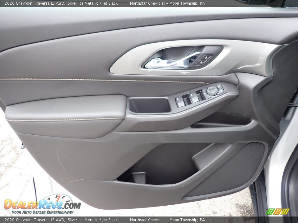 2020 Chevrolet Traverse LS AWD Silver Ice Metallic / Jet Black Photo #15