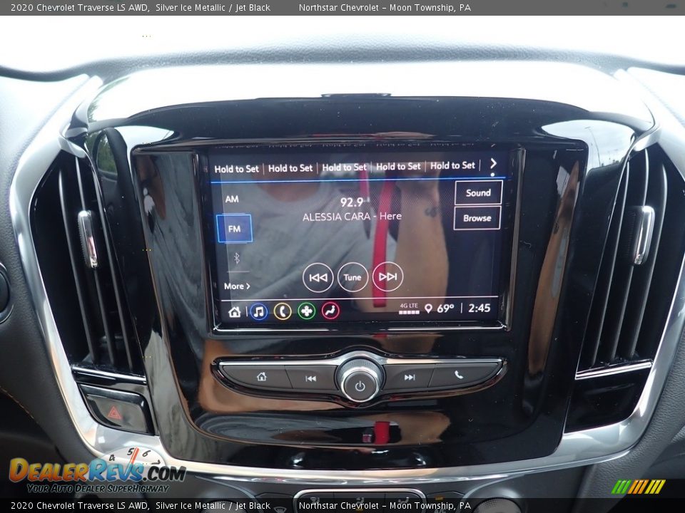2020 Chevrolet Traverse LS AWD Silver Ice Metallic / Jet Black Photo #18
