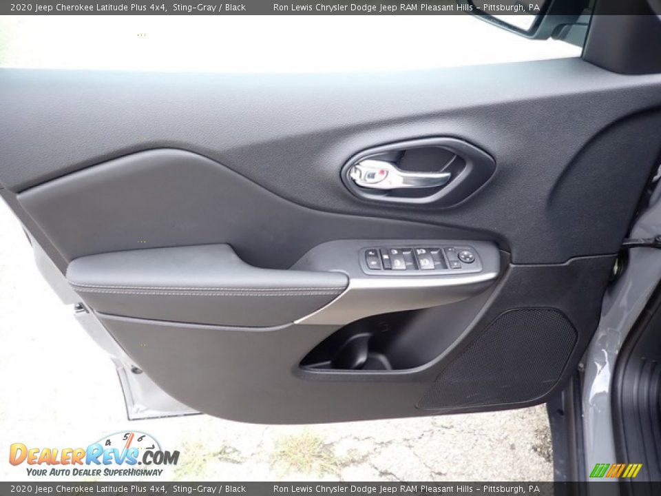 2020 Jeep Cherokee Latitude Plus 4x4 Sting-Gray / Black Photo #10