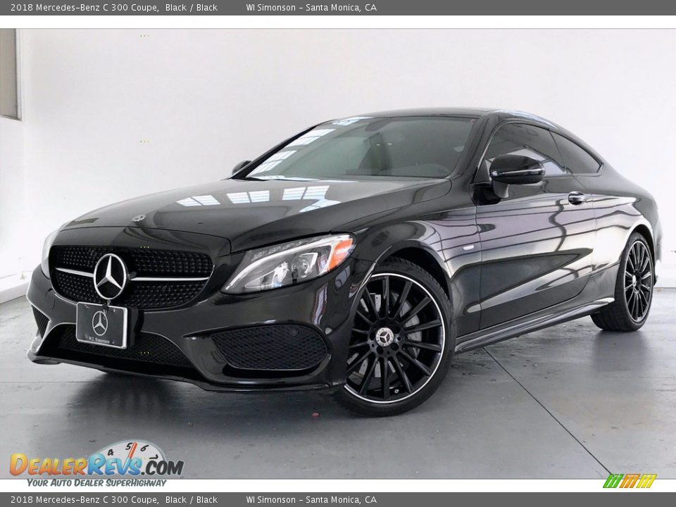 Front 3/4 View of 2018 Mercedes-Benz C 300 Coupe Photo #12