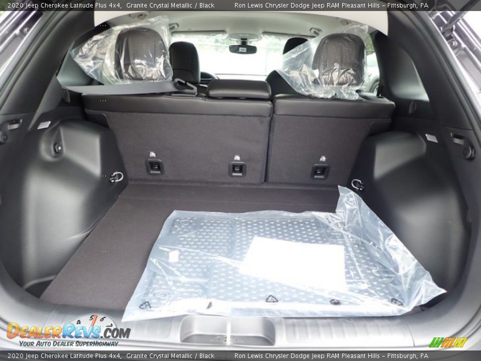 2020 Jeep Cherokee Latitude Plus 4x4 Granite Crystal Metallic / Black Photo #7