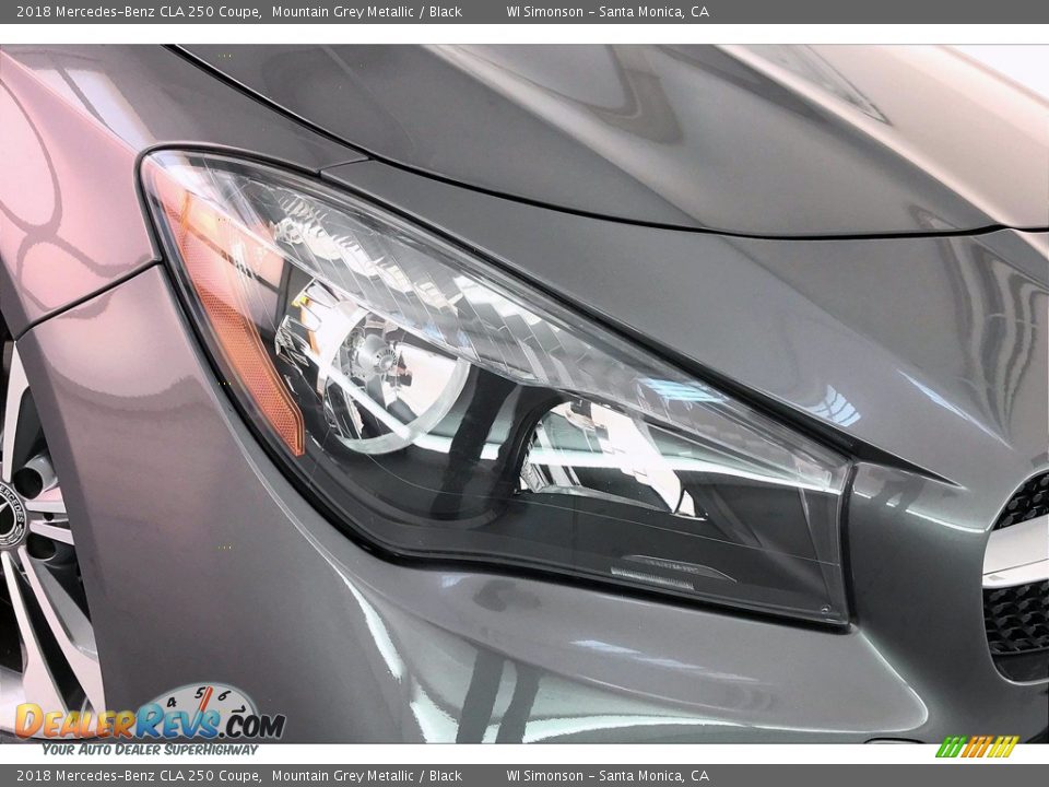2018 Mercedes-Benz CLA 250 Coupe Mountain Grey Metallic / Black Photo #32
