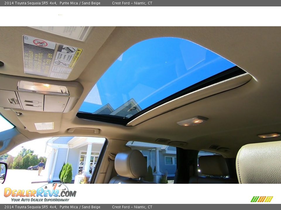 2014 Toyota Sequoia SR5 4x4 Pyrite Mica / Sand Beige Photo #19