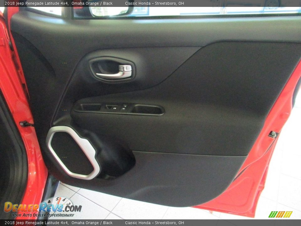2018 Jeep Renegade Latitude 4x4 Omaha Orange / Black Photo #16