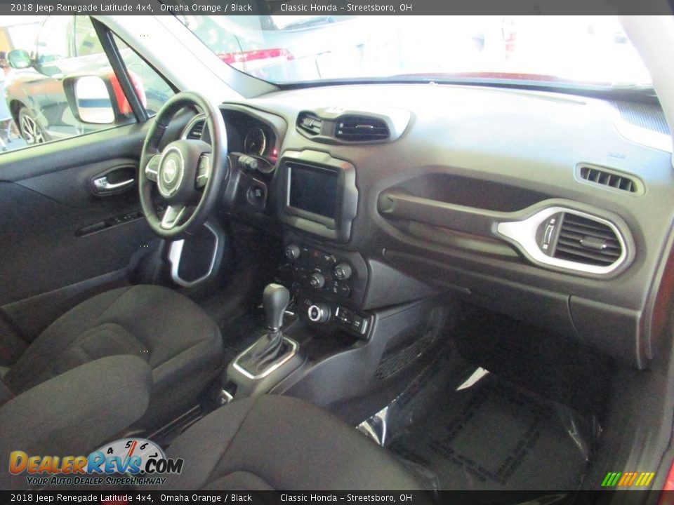 2018 Jeep Renegade Latitude 4x4 Omaha Orange / Black Photo #18