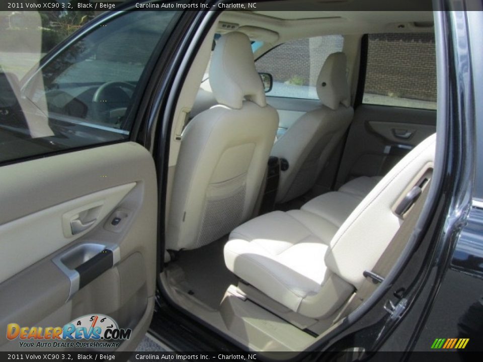 2011 Volvo XC90 3.2 Black / Beige Photo #19