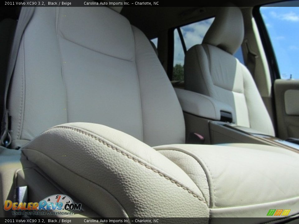 2011 Volvo XC90 3.2 Black / Beige Photo #22