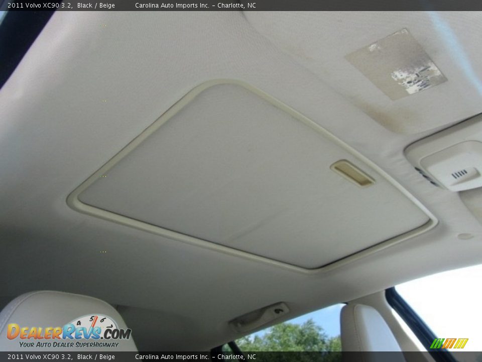 2011 Volvo XC90 3.2 Black / Beige Photo #23