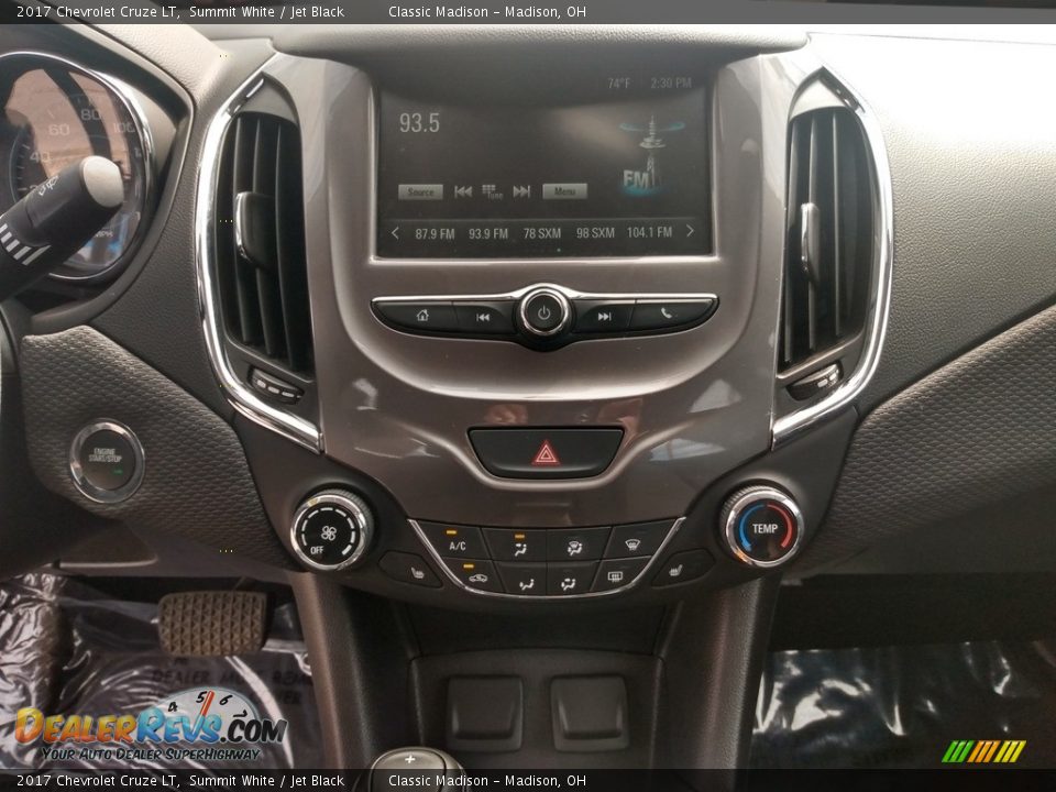 2017 Chevrolet Cruze LT Summit White / Jet Black Photo #13