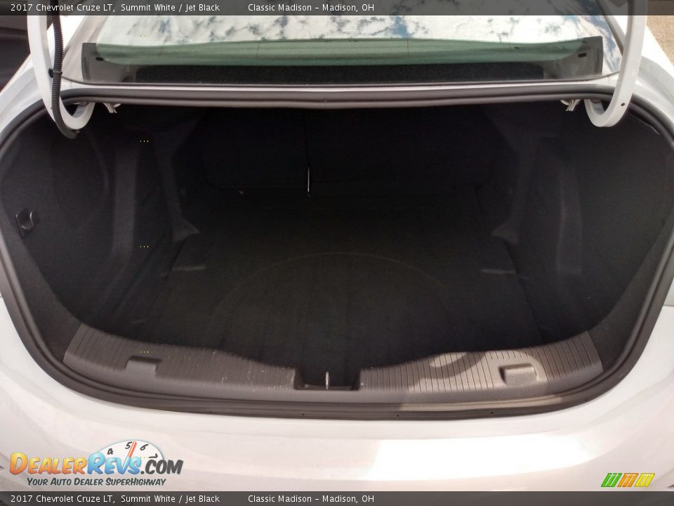 2017 Chevrolet Cruze LT Summit White / Jet Black Photo #17