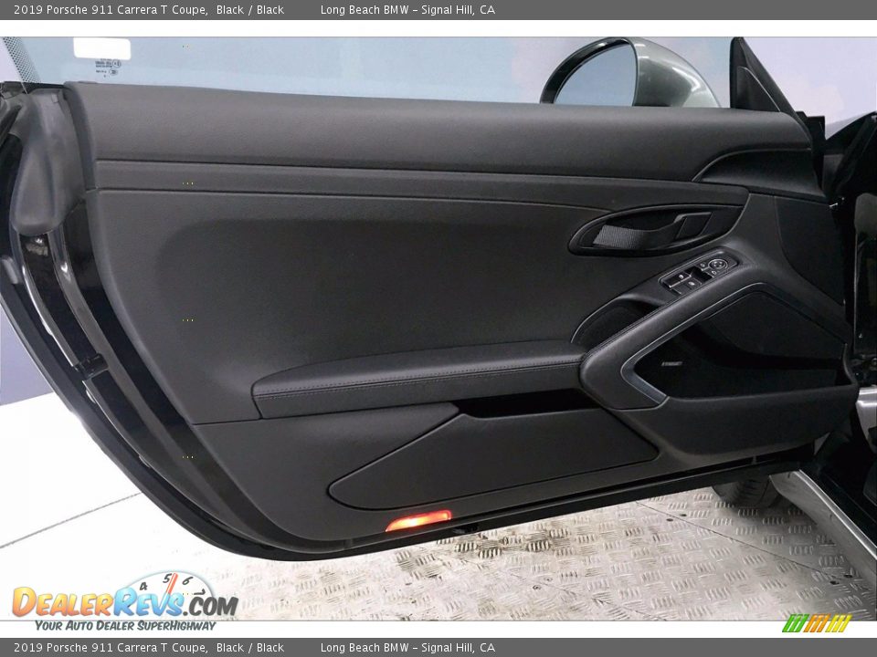 Door Panel of 2019 Porsche 911 Carrera T Coupe Photo #22