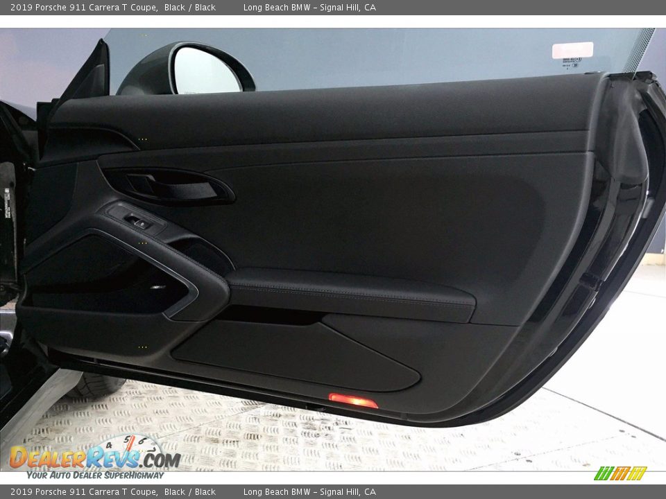 Door Panel of 2019 Porsche 911 Carrera T Coupe Photo #23