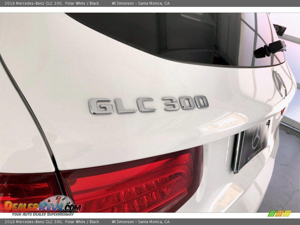 2019 Mercedes-Benz GLC 300 Polar White / Black Photo #27