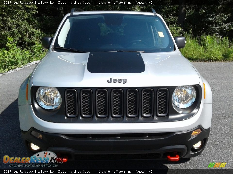2017 Jeep Renegade Trailhawk 4x4 Glacier Metallic / Black Photo #3