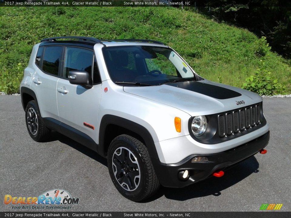 2017 Jeep Renegade Trailhawk 4x4 Glacier Metallic / Black Photo #4