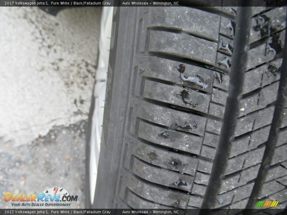 2017 Volkswagen Jetta S Pure White / Black/Palladium Gray Photo #8