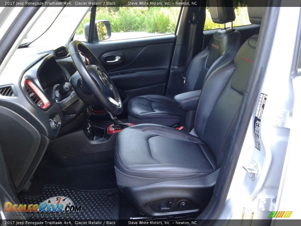 2017 Jeep Renegade Trailhawk 4x4 Glacier Metallic / Black Photo #10