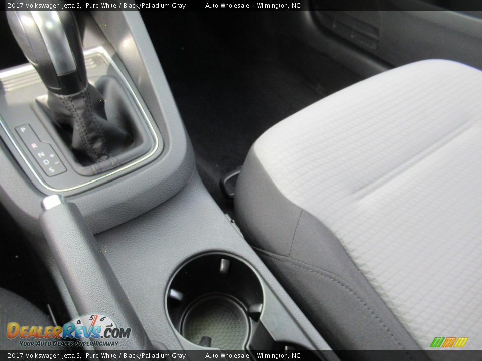 2017 Volkswagen Jetta S Pure White / Black/Palladium Gray Photo #19