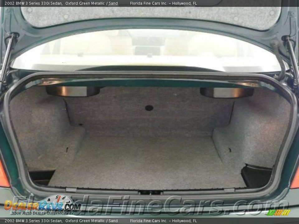 2002 BMW 3 Series 330i Sedan Oxford Green Metallic / Sand Photo #10