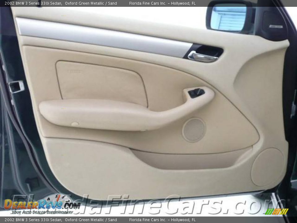 2002 BMW 3 Series 330i Sedan Oxford Green Metallic / Sand Photo #11