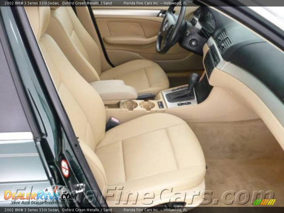 2002 BMW 3 Series 330i Sedan Oxford Green Metallic / Sand Photo #13