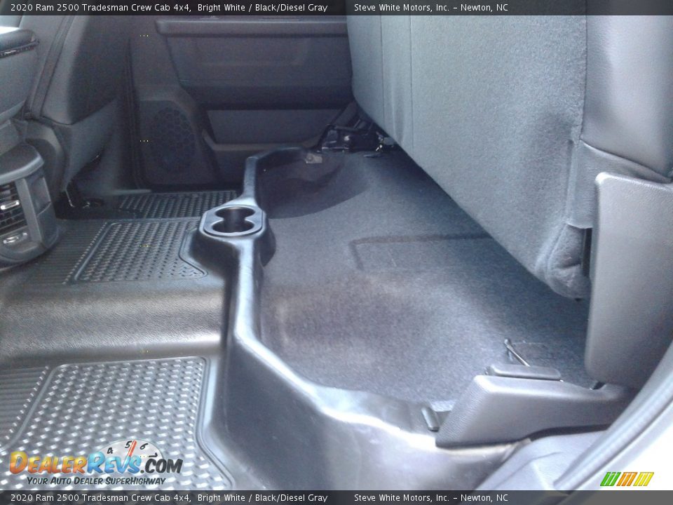2020 Ram 2500 Tradesman Crew Cab 4x4 Bright White / Black/Diesel Gray Photo #15