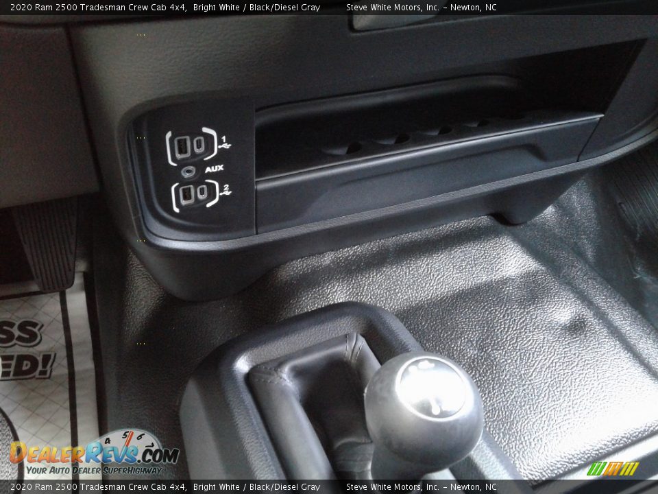 2020 Ram 2500 Tradesman Crew Cab 4x4 Bright White / Black/Diesel Gray Photo #26