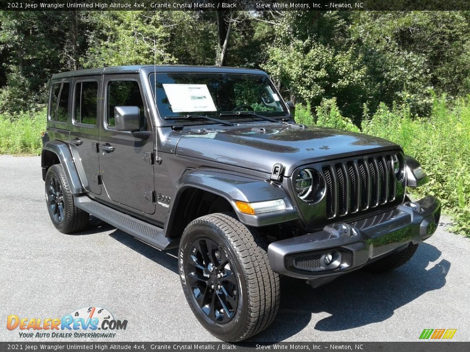 Front 3/4 View of 2021 Jeep Wrangler Unlimited High Altitude 4x4 Photo #4