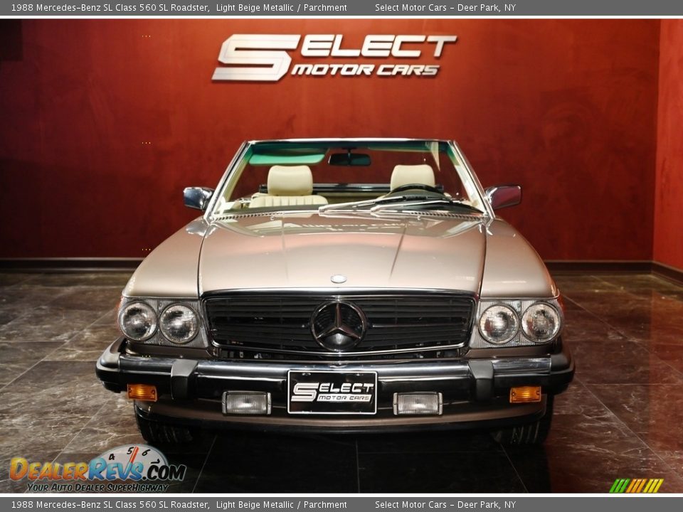 1988 Mercedes-Benz SL Class 560 SL Roadster Light Beige Metallic / Parchment Photo #2