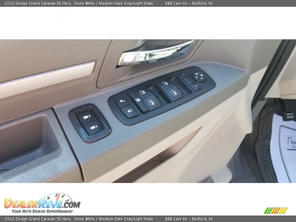 2010 Dodge Grand Caravan SE Hero Stone White / Medium Slate Gray/Light Shale Photo #11