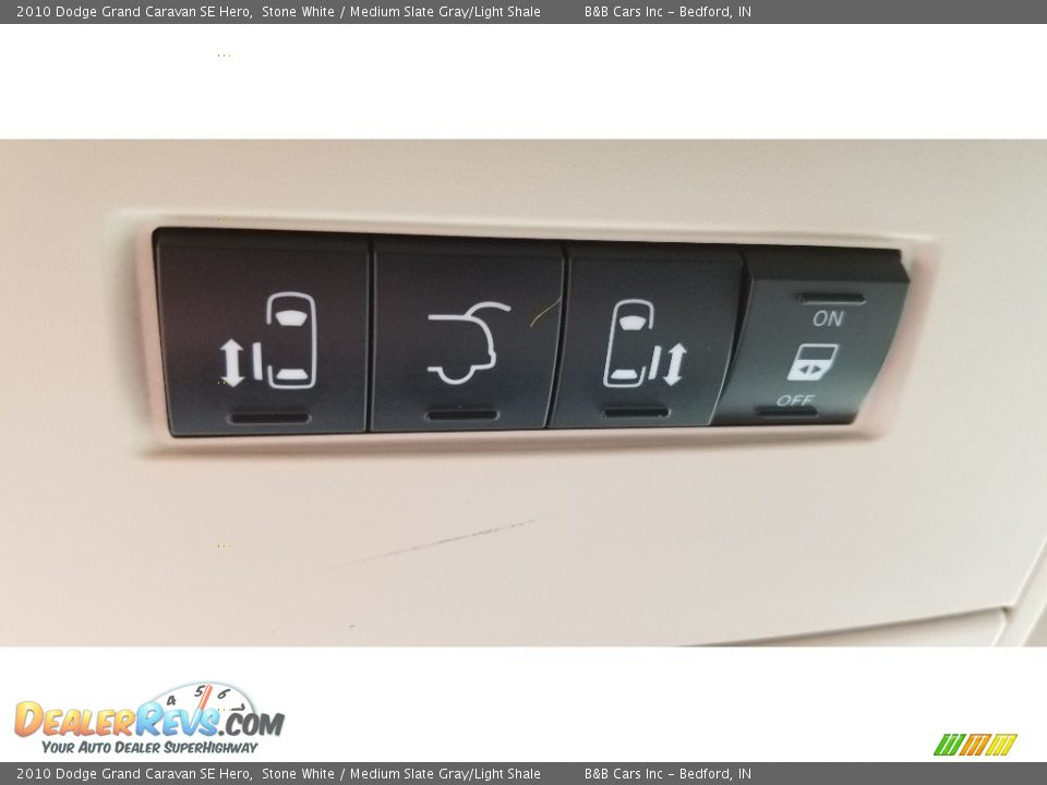 2010 Dodge Grand Caravan SE Hero Stone White / Medium Slate Gray/Light Shale Photo #16