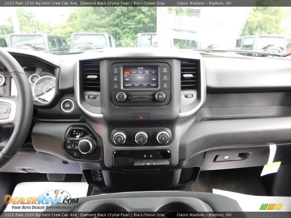 2020 Ram 1500 Big Horn Crew Cab 4x4 Diamond Black Crystal Pearl / Black/Diesel Gray Photo #11