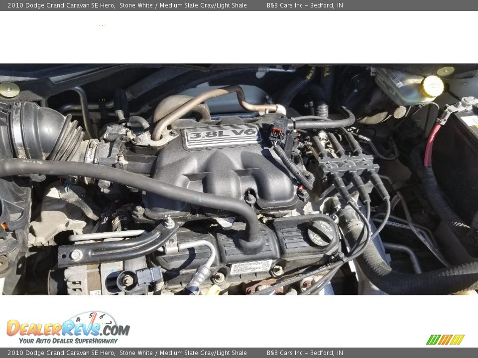 2010 Dodge Grand Caravan SE Hero Stone White / Medium Slate Gray/Light Shale Photo #25